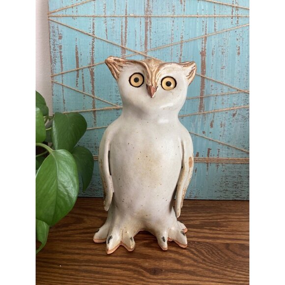 Hand made Signed Snowy Barn Owl Terra Cotta Garden Sculpture 9” Glass Eyes - Picture 3 of 12